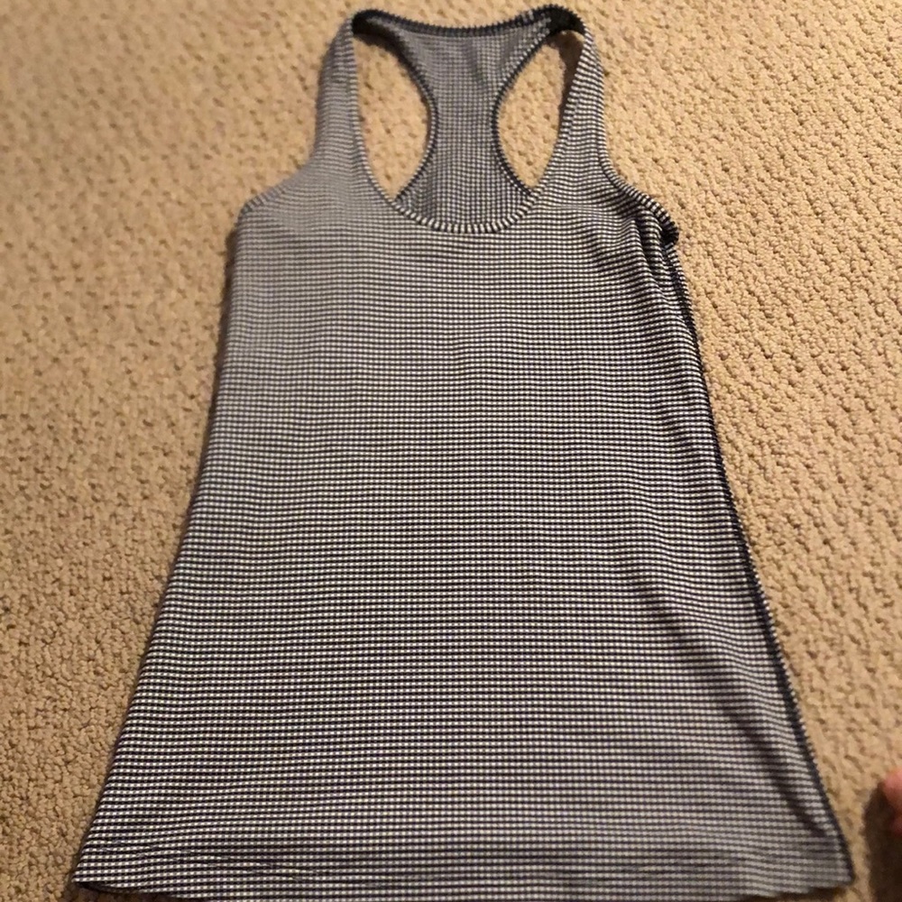 Lululemon tank